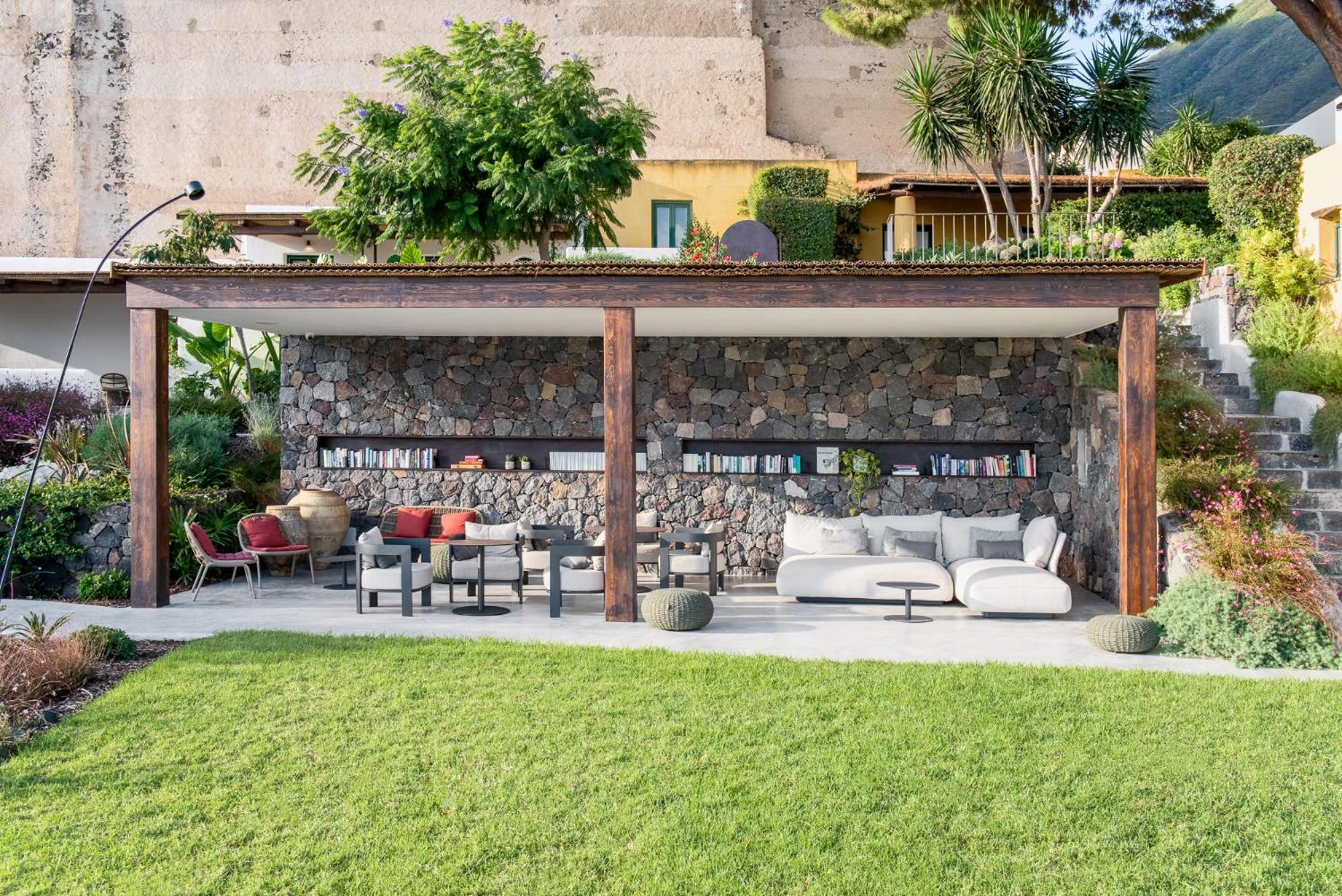 Hotel Ravesi Malfa  Exteriör bild